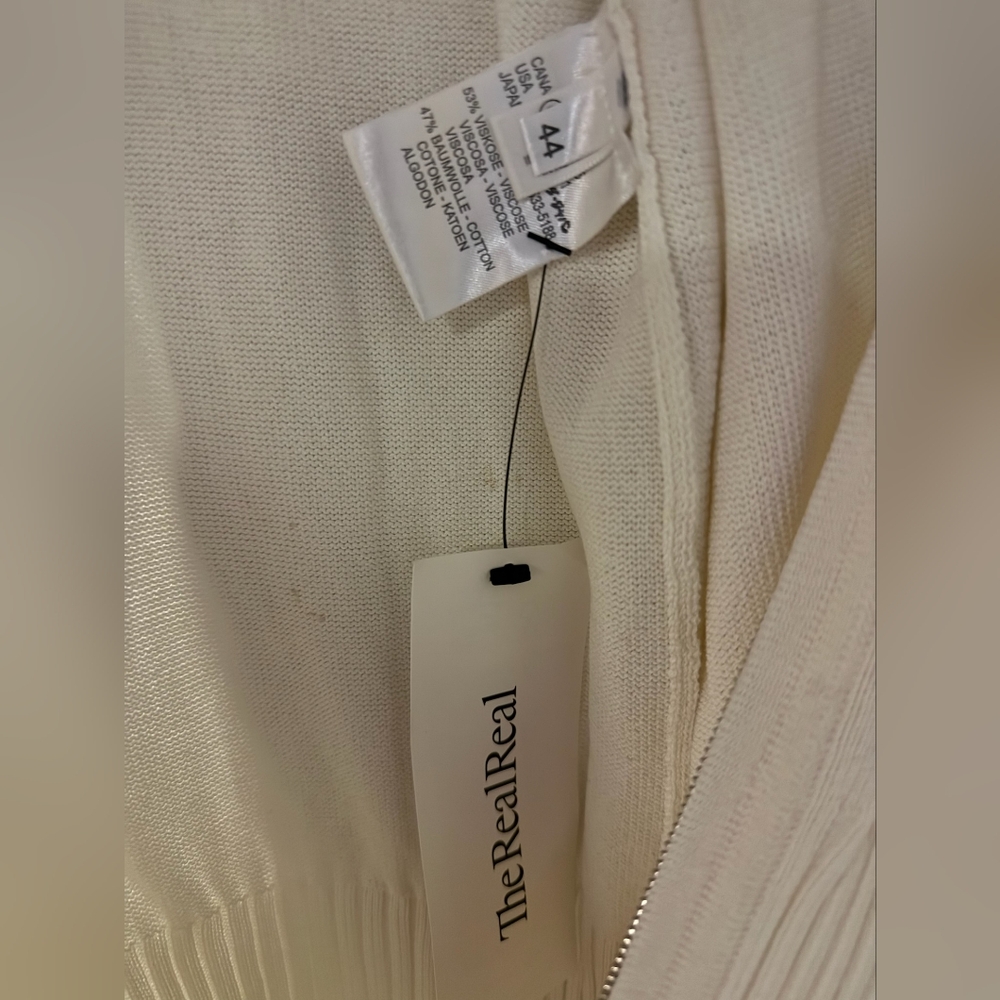 Escada / White and Navy Zip-Up - Picture 5 of 5